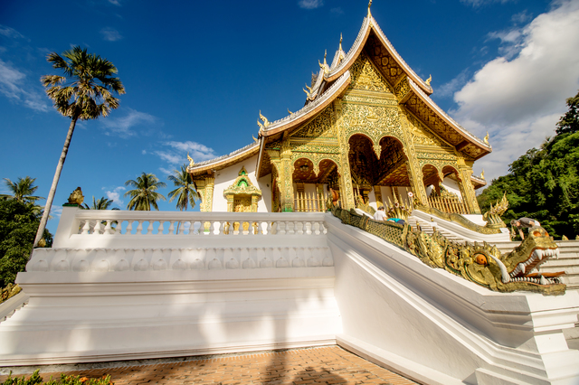 8941-tour-laos-luang-prabang-wat-chiang-thong-gold-sticky-rice-3-days-fd