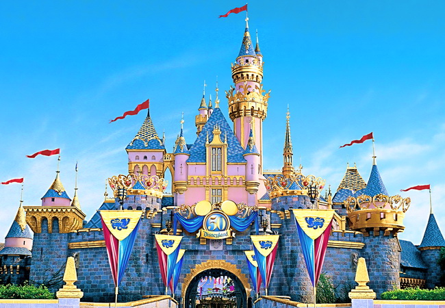 ทัวร์ฮ่องกง-ดิสนีย์แลนด์-นมัสการสิ่งศักดิ์สิทธิ์ 3 วัน (EK) tour-hong-kong-disney-land-divine-worship-3-days-ek