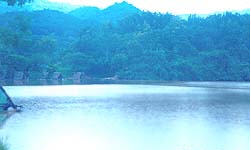 tour huai sun plup pla reservoir chiang rai
