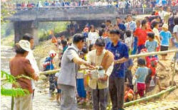 tour mae nam chan ceremony destined chiang rai 2