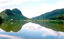 tour nong pa reservoir chiang rai