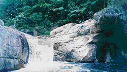 tour nan fong waterfall nakhon sri thammarat