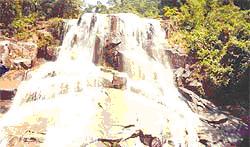 tour nan plew waterfall nakhon sri thammarat