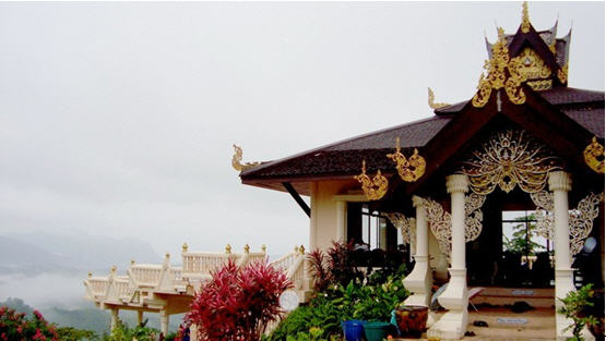 tour phra that pha sorn kaew phetchabun