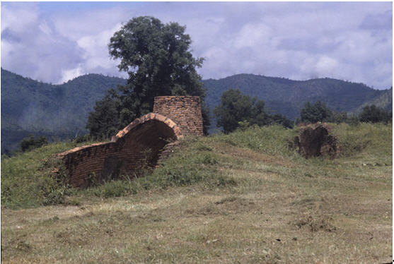 pottery archaeology sukhothai