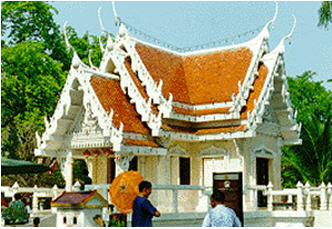 tour-wat-phra-na-rai-ma-ha-rat-tak