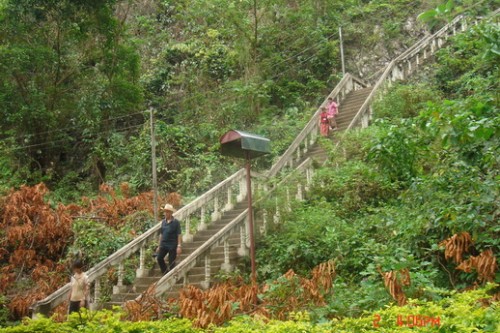 tour-jung-cave-laos