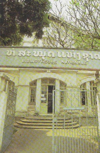 tour-national-library-laos