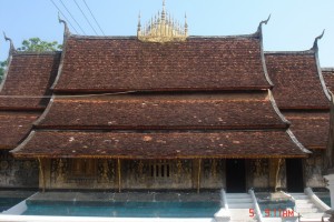 wat-chiang-thong-loas-3