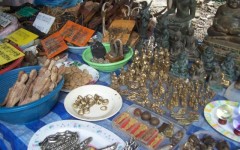 tour-chong-mek-market-laos