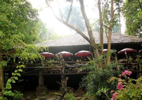 tour-pha-suam-restaurant-laos