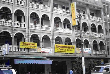 tour-lan-kham-hotel-laos