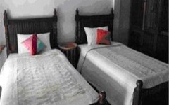 tour-muang-thong-hotel-laos