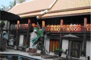 tour-muang-thong-hotel-laos