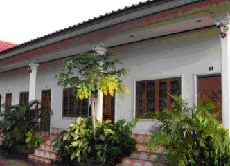 tour-o-thong-guesthouse-laos