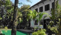 tour-sa-tri-house-hotel-laos