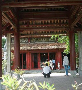 tour-amazon-hotel-vietnam