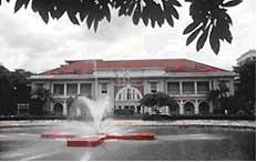 tour-thai-red-cross-snake-farm-bangkok