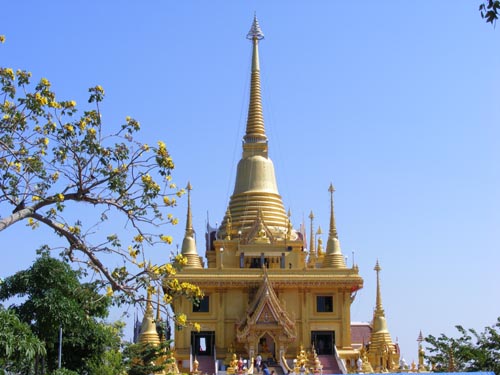 tour-keereewong-temple-nakhon-sawan