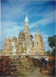 tour-wat-phra-phang-thong-lang-sukhothai
