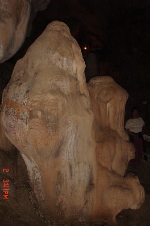 tour-jung-cave-laos-3