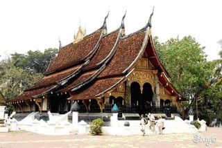tour-chiengthong-temple-laos-3