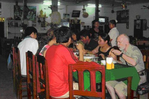 tour-phai-cam-restaurant-laos