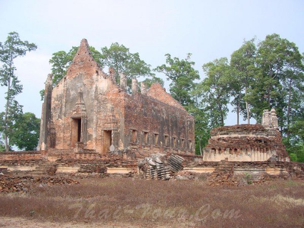 tour-wat-pho-pra-tub-chang-phichit
