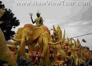 tour-candle-festival-ubon-ratchathani