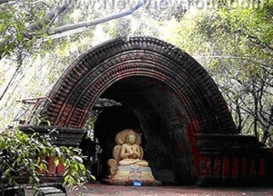 tour-pazaingam-temple-ubon-ratchathani